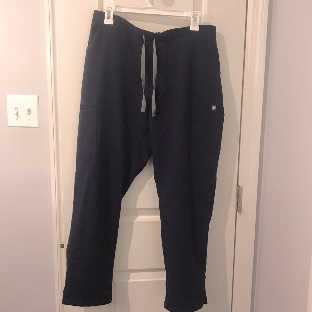 FIGS Navy Yola Skinny Scrub Pants Size L petite